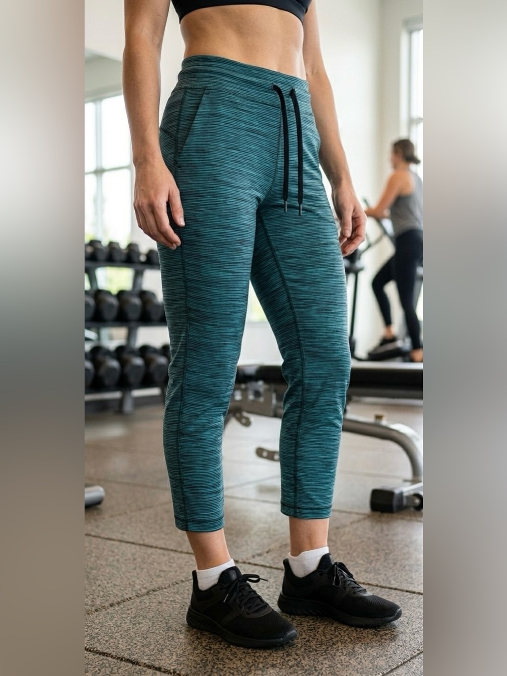 Lululemon Jet Crop Track Pants Travel Athleisure Casual Gym Workout Yoga